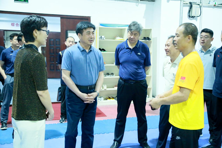 ���뵽ˤȭ�����ĵ���