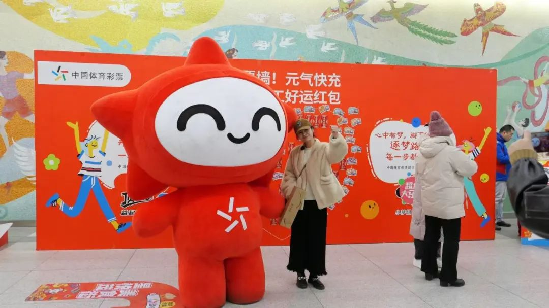 �ӱ���ʾٰ조��ʿ��� ���˿�䡱����