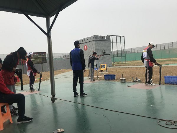 飞碟比赛现场.jpg